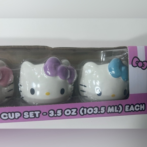 Hello Kitty Sanrio Ceramic Sculpted Mini Cup Set - BNIB 😻 - Picture 6 of 9